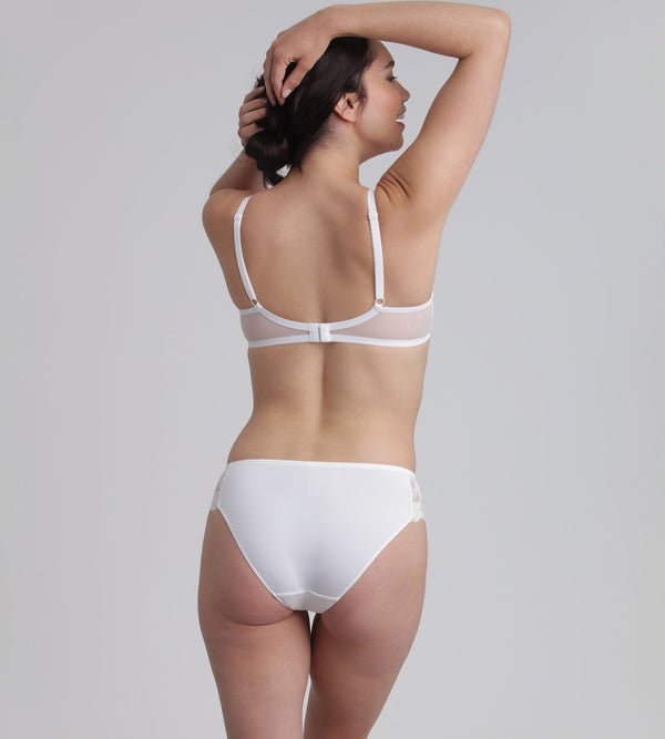 Playtex Non-wired Bra In White Essential Elegance