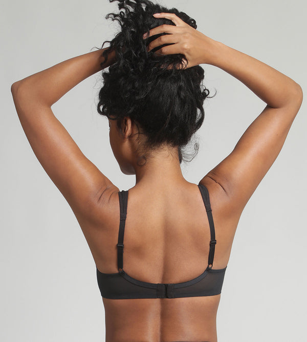 Playtex Underwired Bra In Black Expert In Silhouette