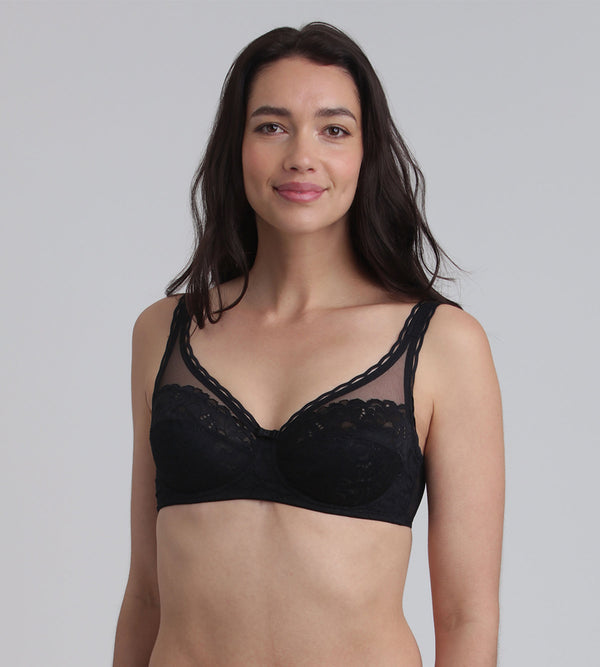 playtex Underwired bra in black Recycled Classic Lace Support