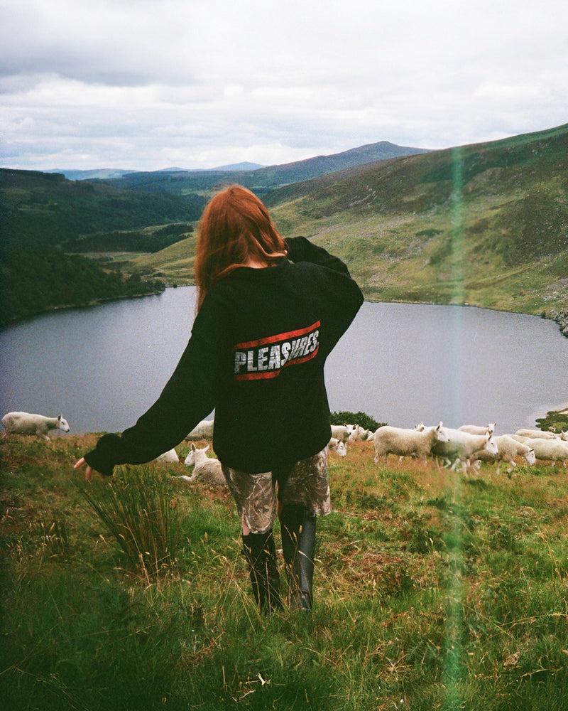 Pleasures GENTLE POLO SWEATSHIRT