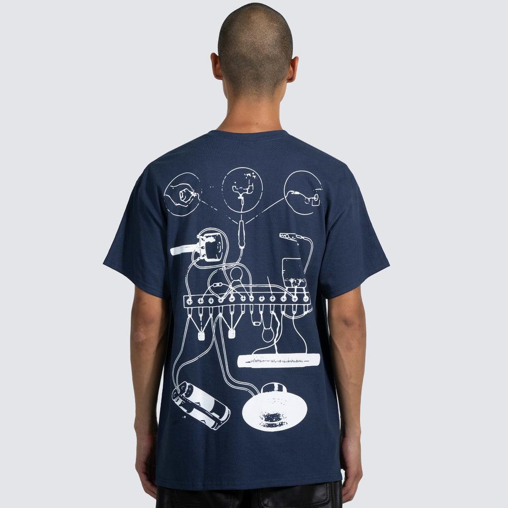 Pleasures INPUT T-SHIRT