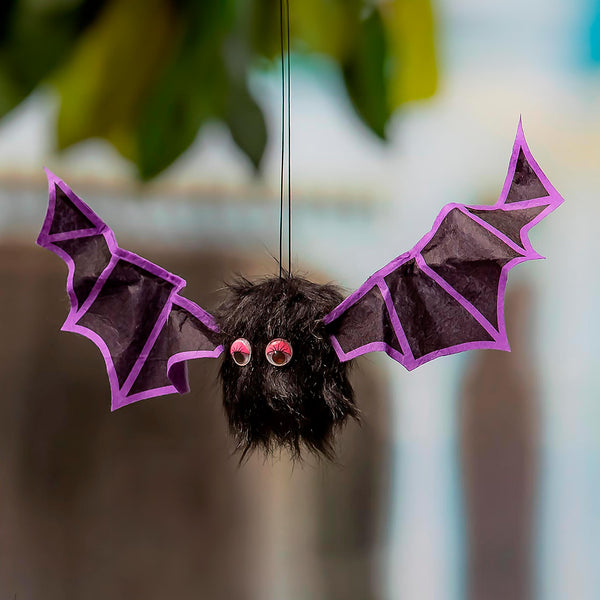 plow & hearth Animated Shaking Bats with Sound Hanging Décor Orange