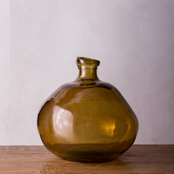 plow & hearth Artisan-Crafted Recycled Glass Askew Balloon Vase