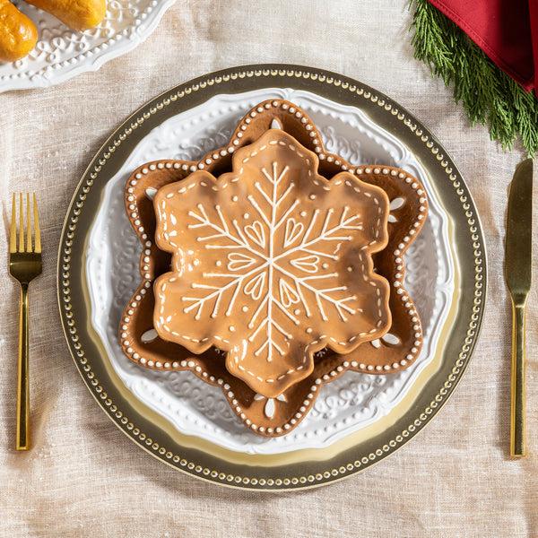 plow & hearth Baking Spirits Bright Gingerbread Snowflake Shaped 8" Embossed Ceramic Appetizer Plate Set of 4