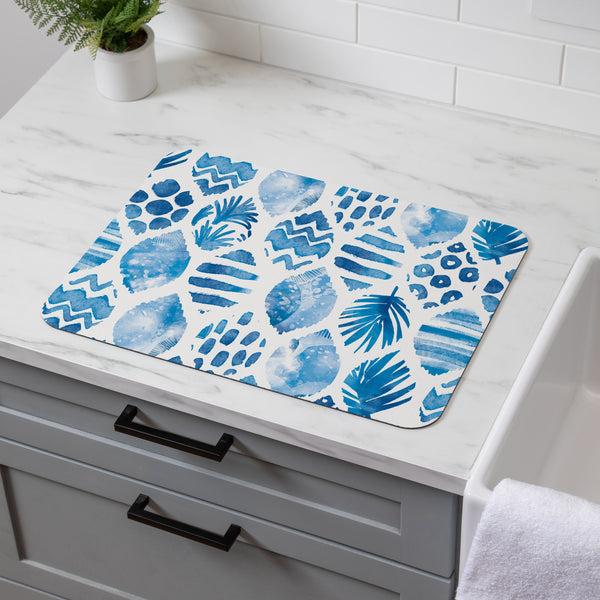 plow & hearth Blue Coastal Coral Sea Drying Mat 20"x15"