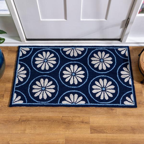 Plow & Hearth Blue Coastal Indoor/Outdoor Hooked Rug 24"x42"