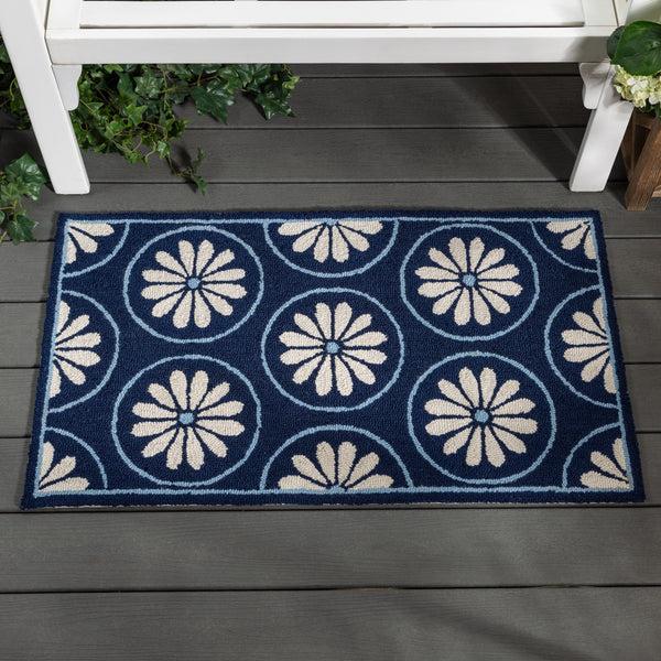 Plow & Hearth Blue Coastal Indoor/Outdoor Hooked Rug 24"x42"