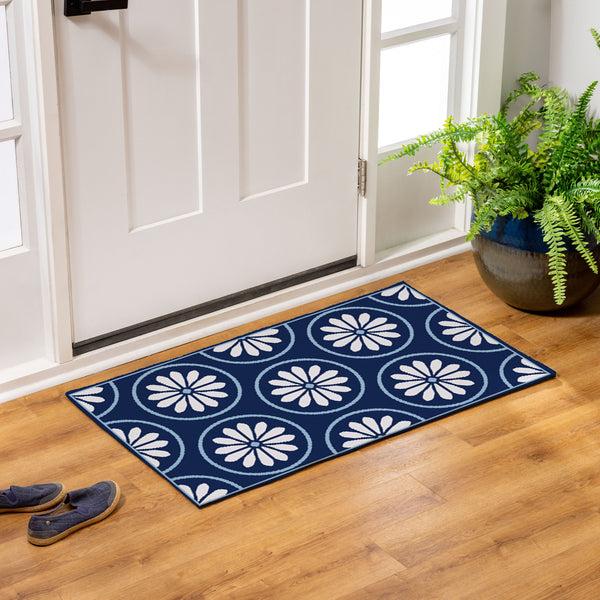plow & hearth Blue Coastal Indoor/Outdoor Hooked Rug 24"x42"