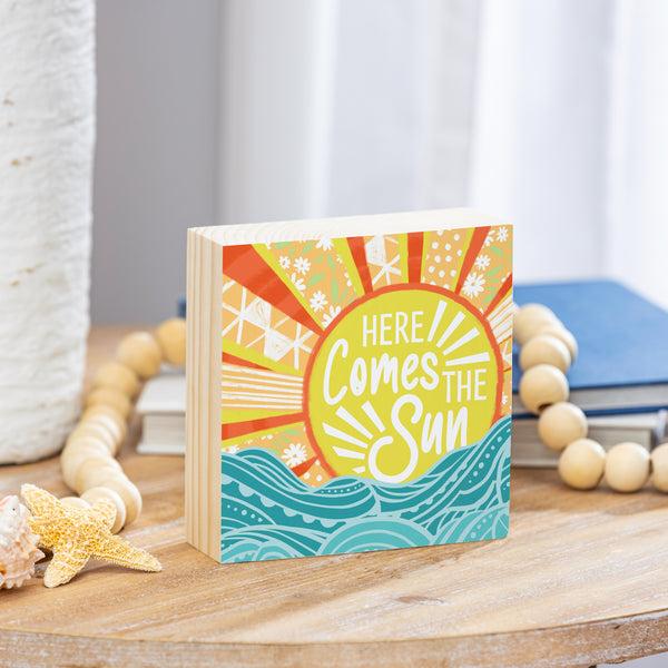 plow & hearth Blue Coastal Make Waves Sign Wood Block "Here Comes The Sun" 6"x6"