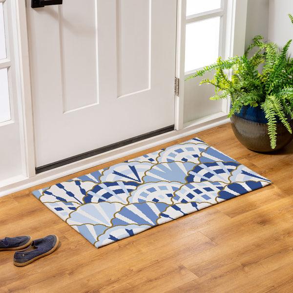 plow & hearth Blue Coastal Shells Pattern Indoor/Outdoor Hooked Rug 24"x42"