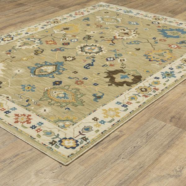 Plow & Hearth Clover Hill Flowers Polypropylene Rug 5'3" X 7'6"