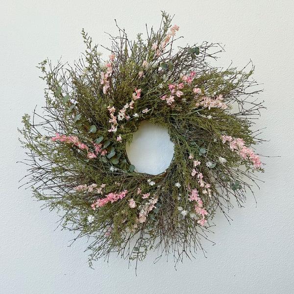 plow & hearth Eucalyptus and Sweet Annie Floral Dried Wreath