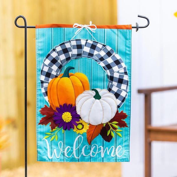 plow & hearth Fall Wreath and Buffalo Check Linen Garden Flag