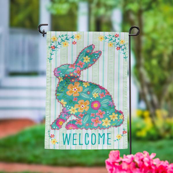 plow & hearth Floral Patterned Bunny Applique Garden Flag