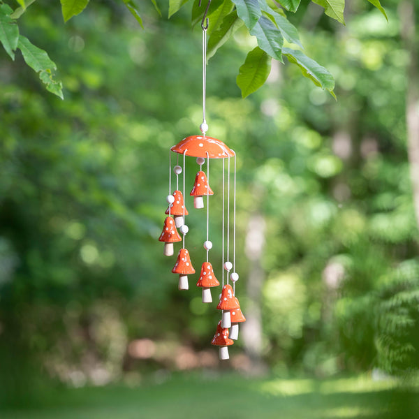 plow & hearth Garden of Wonder Outdoor Hanging Décor Ceramic Red Mushroom
