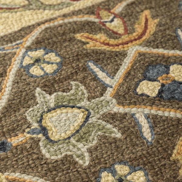 Plow & Hearth Hand-Tufted Fire Resistant Scalloped Wool McLean Hearth Rug