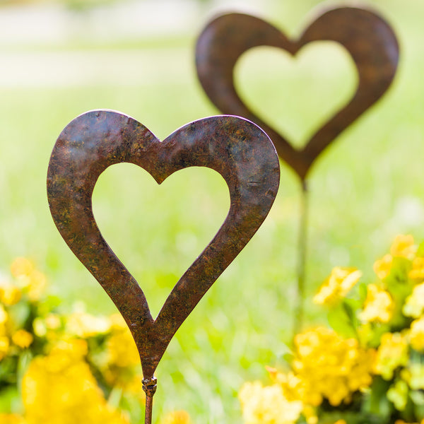 Plow & Hearth Handcrafted Metal Heart Decorative Garden Stakes Set Of 3