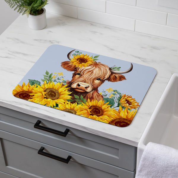 plow & hearth Harvest Blossom Highland Cow and Sunflowers Drying Mat 20" x 15"
