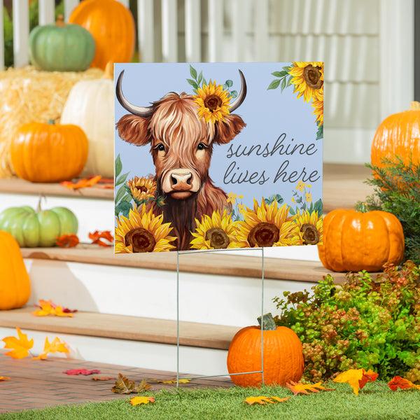 plow & hearth Harvest Blossom Highland Cow and Sunflowers Yard Sign 24"x18”