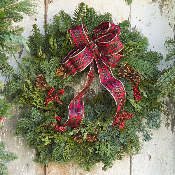 Plow & Hearth Holiday Woodland Evergreens 24"Wreath With Bow