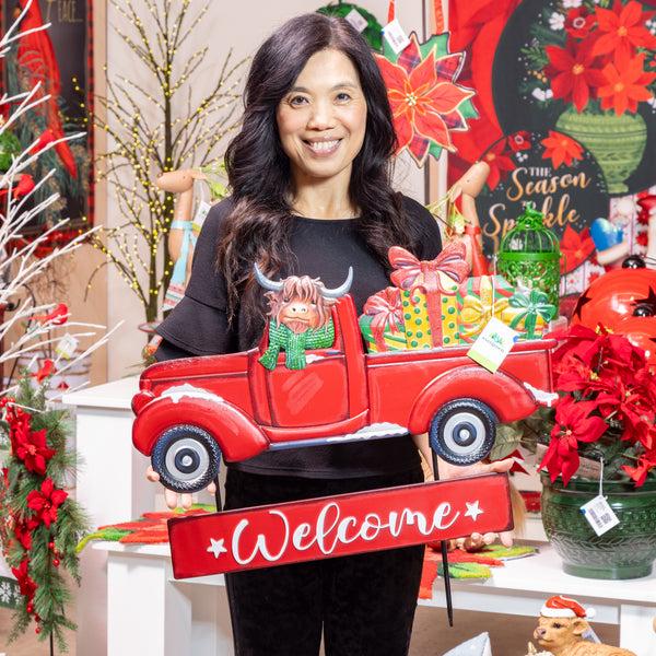 Plow & Hearth Holly Homestead Garden Stake Metal Garden Stake Highland Cow 23"H