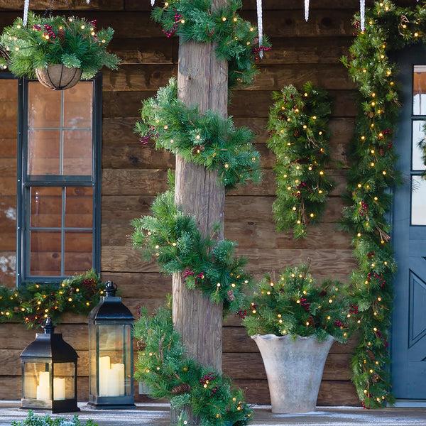 Plow & Hearth Indoor/Outdoor Blue Ridge Garland With Battery-Operated Dual-Function Lights