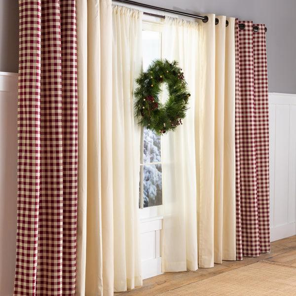 Plow & Hearth Indoor/Outdoor Blue Ridge Wreath With Battery-Operated Dual-Function Lights 24" Dia