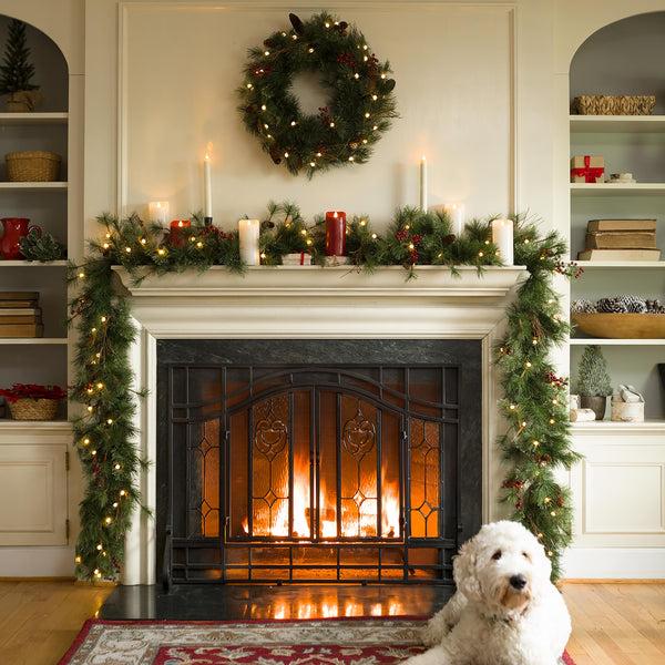 Plow & Hearth Indoor/Outdoor Blue Ridge Wreath With Battery-Operated Dual-Function Lights 24" Dia