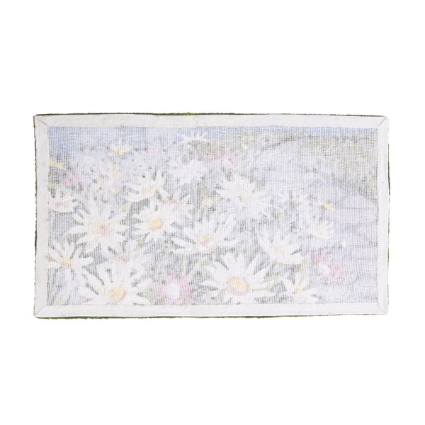 Plow & Hearth Indoor/Outdoor Daisy Walk Hooked Polypropylene Accent Rug
