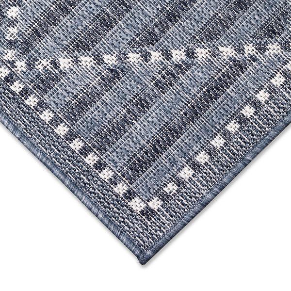 Plow & Hearth Indoor/Outdoor Diamonds Rug 7'10" X 9'10"