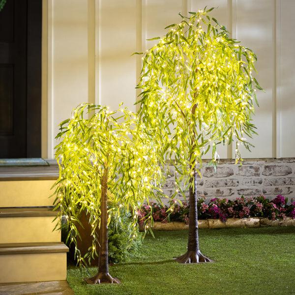 Plow & Hearth Indoor/Outdoor Electric Lighted Green Willow Tree 6'H