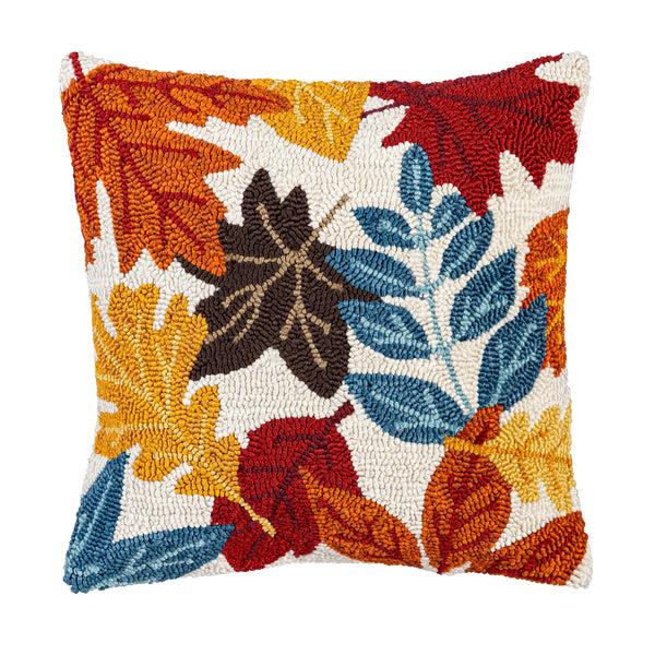 Plow & Hearth Indoor/Outdoor Fall Leaves Hooked Polypropylene Throw Pillow 18"x18"