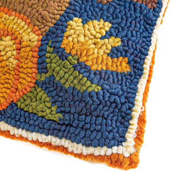 Plow & Hearth Indoor/Outdoor Fall Pheasant Hooked Polypropylene Throw Pillow