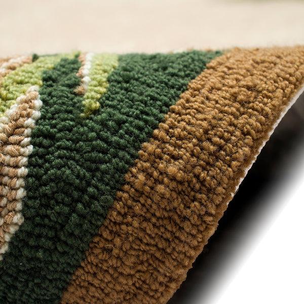 Plow & Hearth Indoor/Outdoor Forest Lake Border Rug 5' X 7'6"