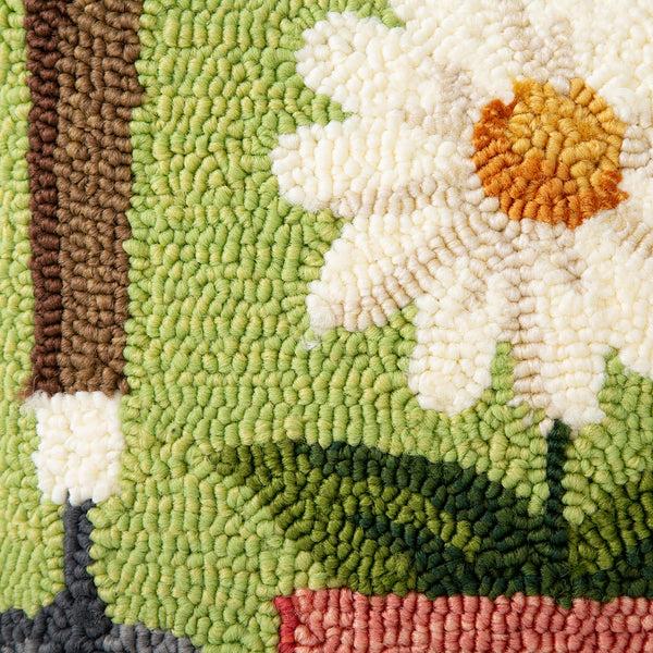Plow & Hearth Indoor/Outdoor Garden Tools Hooked Polypropylene Throw Pillow