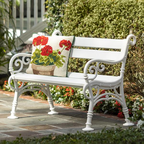 plow & hearth Indoor/Outdoor Geranium Hooked Polypropylene Throw Pillow