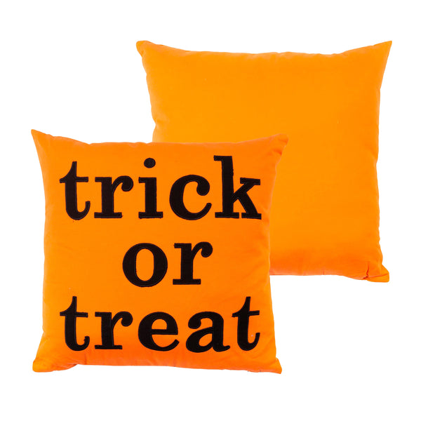 Plow & Hearth Indoor/Outdoor Halloween Trick Or Treat Cotton Throw Pillow