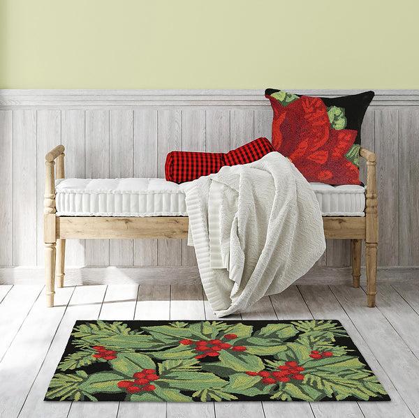plow & hearth Indoor/Outdoor Hand-Hooked Holly Berry Accent Rug 24" x 36"