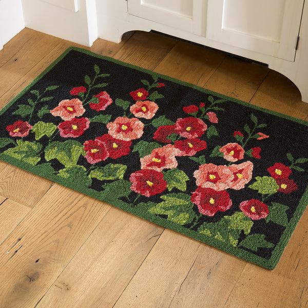 plow & hearth Indoor/Outdoor Hollyhock Hooked Accent Rug