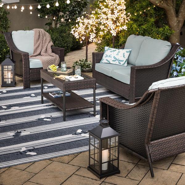 Plow & Hearth Indoor/Outdoor Honey Bees Rug 7'10" X 9'10"