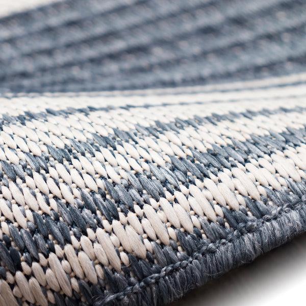 Plow & Hearth Indoor/Outdoor Honey Bees Rug 7'10" X 9'10"