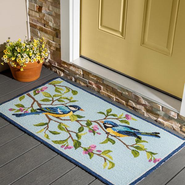 plow & hearth Indoor/Outdoor Hooked Polypropylene Birds in Branches Accent Rug 24"x42"