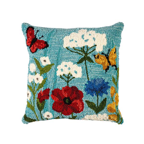 Plow & Hearth Indoor/Outdoor Hooked Polypropylene Wildflower Throw Pillow 18"x18"