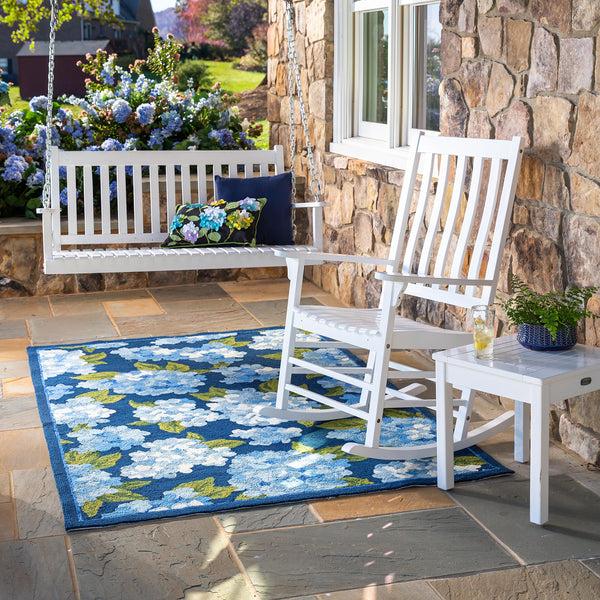 Plow & Hearth Indoor/Outdoor Hydrangea Hooked Rug 3.5' X 5.5'