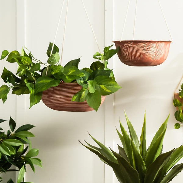 plow & hearth Indoor/Outdoor Metal Hanging Planters with Terra Cotta Finish Set of 2
