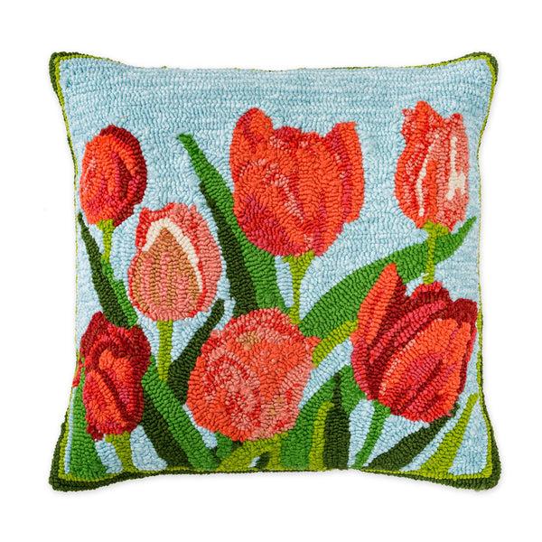 Plow & Hearth Indoor/Outdoor Pink Tulips Hooked Polypropylene Throw Pillow
