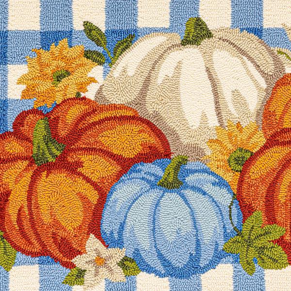 Plow & Hearth Indoor/Outdoor Pumpkin Patch Polypropylene Accent Rug 24"x42"