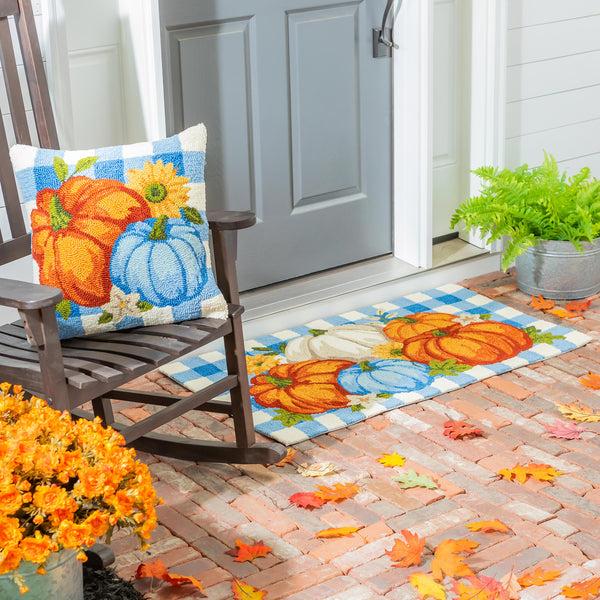Plow & Hearth Indoor/Outdoor Pumpkin Patch Polypropylene Accent Rug 24"x42"