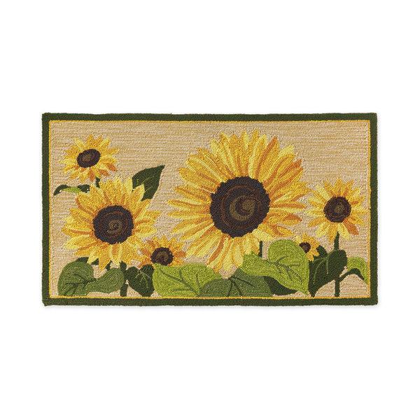 plow & hearth Indoor/Outdoor Sunflower Hooked Polypropylene Accent Rug