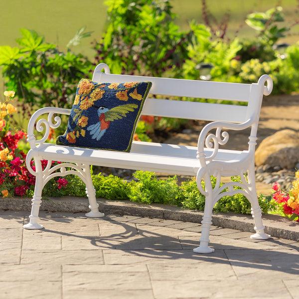 Plow & Hearth Indoor/Outdoor Trumpet Vine With Hummingbird Hooked Polypropylene Throw Pillow